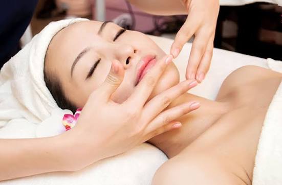 Chăm Sóc Da Cơ Bản - Diamond Spa Yoga Gò Vấp