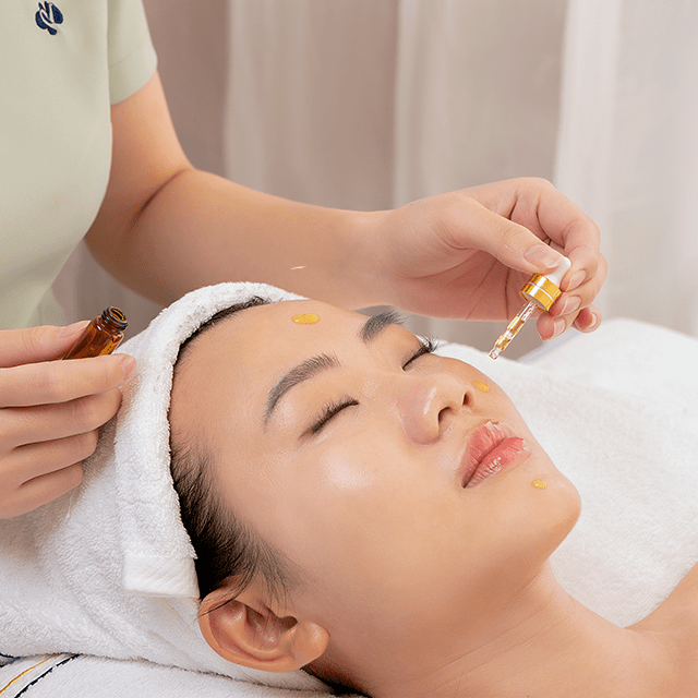 Cấy Tinh Chất Vitamin C - Diamond Spa Yoga Gò Vấp
